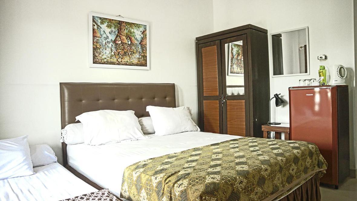 Andelis Homestay Jogjakarta Buitenkant foto